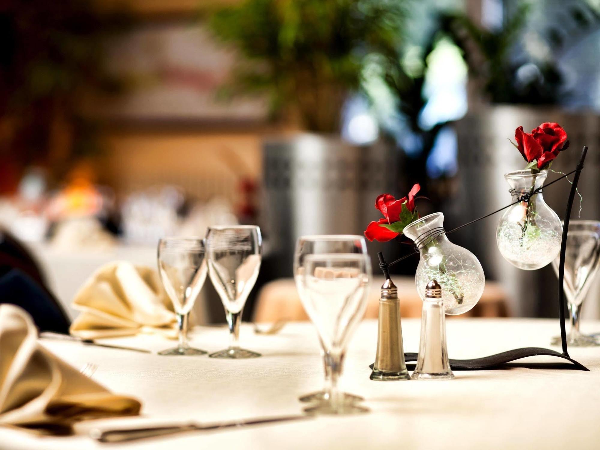 Logis Hotel & Restaurant Arcombelle モンティニー・ル・ロワ エクステリア 写真